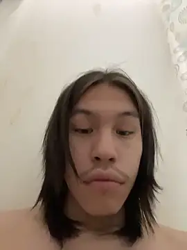 Snapshot of heytherepeoples717 chatting on November 23, 1:44 pm heytherepeoples717 online show from November 23, 1:44 pm