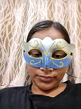 Snapshot of rimasharma_10 chatting on September 18, 10:45 pm rimasharma 10 online show from September 18, 10:45 pm