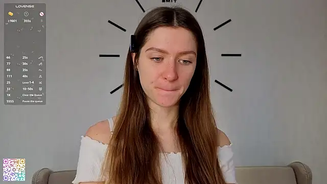 Snapshot of MinaMancilla chatting on September 28, 4:18 am MinaMancilla online show from September 28, 4:18 am