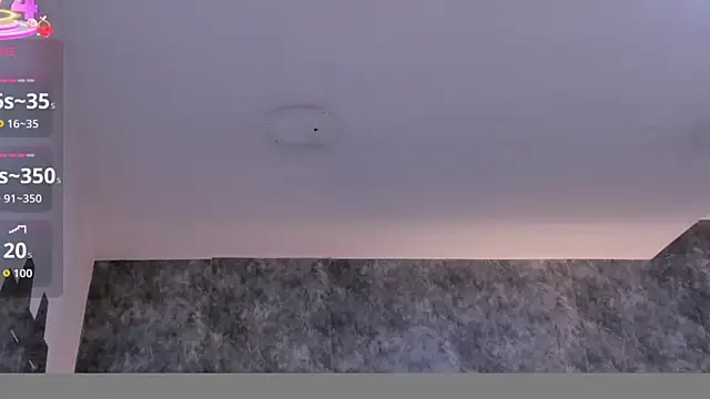 crystaldarliing online show from December 5, 2:58 pm