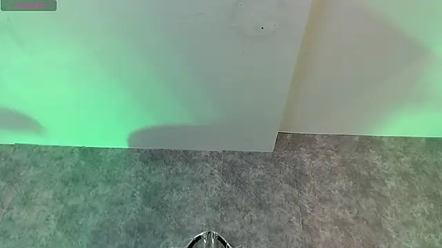 crystaldarliing online show from March 17, 5:49 pm