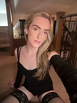 Dorinda 23X online show from November 11, 1:33 pm