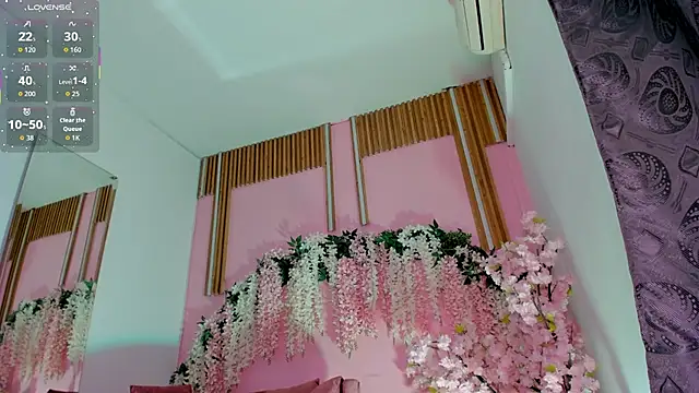 ThiccyLexxy online show from December 1, 12:43 pm