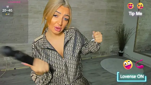 Lexi Blazee online show from September 27, 8:08 am