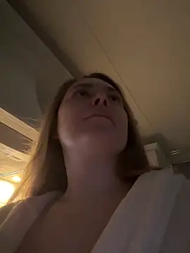 DeniMilkyyyyy online show from November 18, 4:33 pm