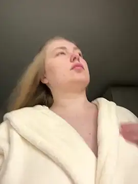 DeniMilkyyyyy online show from February 2, 11:14 pm