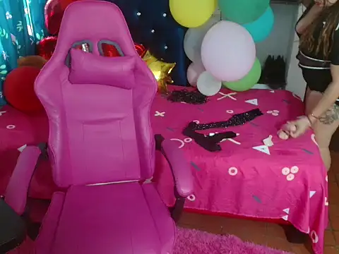 Snapshot of rous-kinky chatting on September 26, 8:46 pm rous-kinky online show from September 26, 8:46 pm