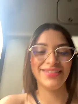 Hannacooper3 online show from November 18, 6:56 pm