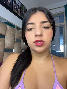 Isaa-Sweet online show from February 4, 1:06 pm