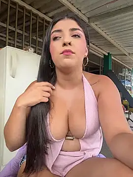 Snapshot of Isaa-Sweet chatting on July 15, 5:07 pm Isaa-Sweet online show from July 15, 5:07 pm