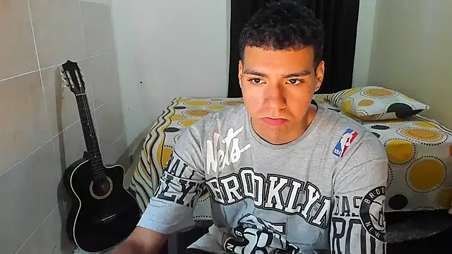 Snapshot of TeamPorn_19 chatting on September 10, 6:02 am TeamPorn 19 online show from September 10, 6:02 am