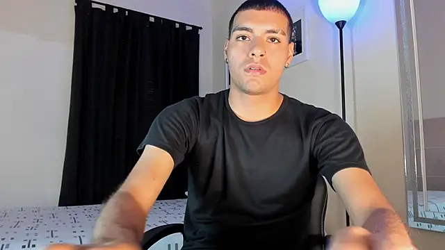 Snapshot of TeamPorn_19 chatting on October 29, 7:04 pm TeamPorn 19 online show from October 29, 7:04 pm