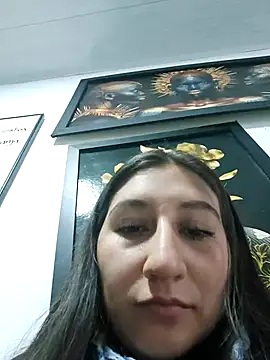 Snapshot of LunaBaby- chatting on September 16, 11:11 am LunaBaby- online show from September 16, 11:11 am