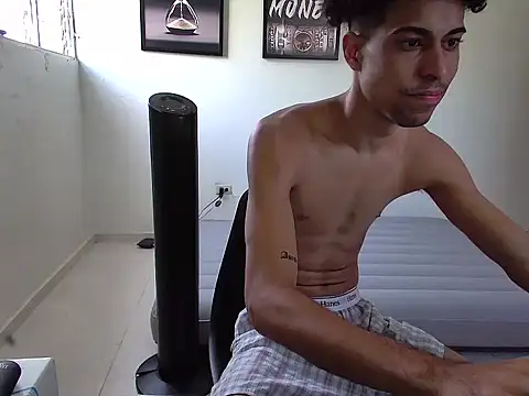 Dollarhot30 online show from September 29, 1:38 pm