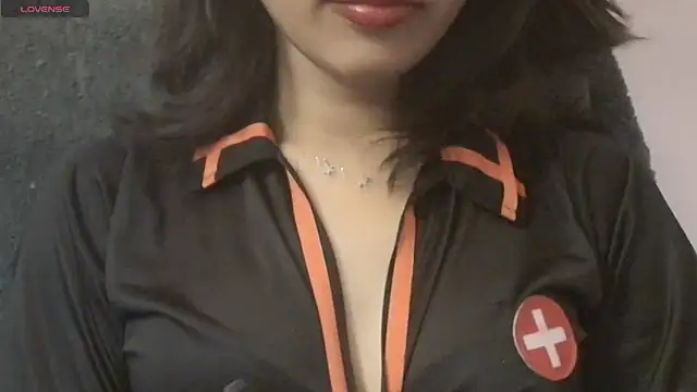 Snapshot of SWEET-18-TEEN chatting on October 27, 6:01 pm SWEET-18-TEEN online show from October 27, 6:01 pm