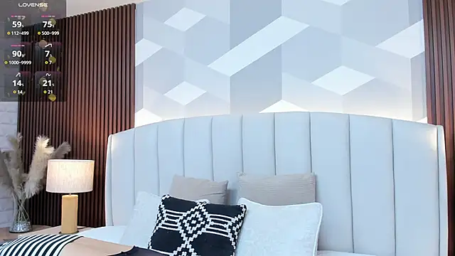 Mommy Naughty online show from October 24, 11:28 am