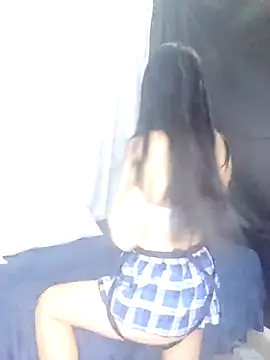 Snapshot of julietta_f chatting on October 31, 6:20 pm julietta f online show from October 31, 6:20 pm