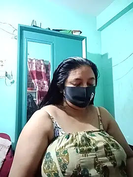 jenyfer709 online show from July 24, 8:18 pm