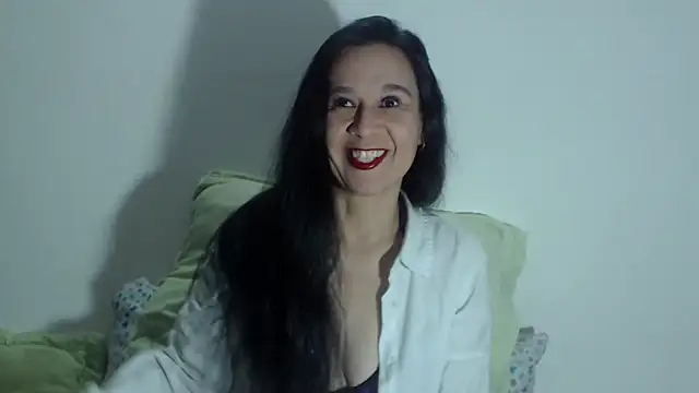 Snapshot of Aileendarkhot chatting on February 13, 5:14 am Aileendarkhot online show from February 13, 5:14 am