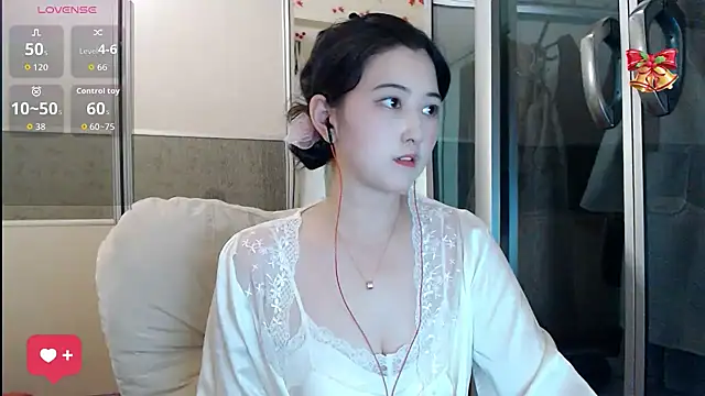 Snapshot of xx9938 chatting on September 17, 1:35 pm xx9938 online show from September 17, 1:35 pm