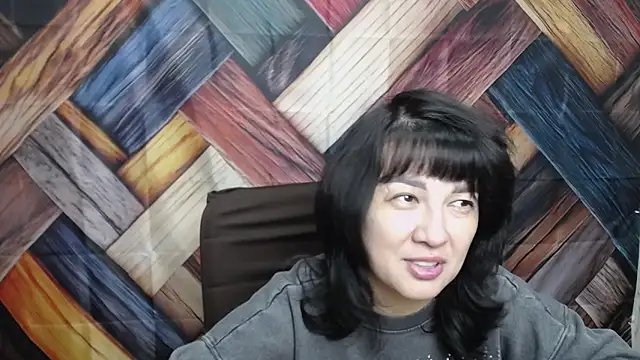 SelenaFly online show from October 18, 11:11 am