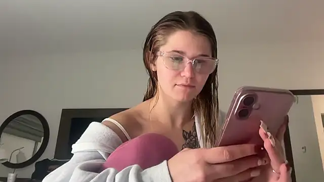 Riley ray69 online show from October 2, 2:51 am