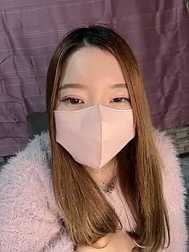 Snapshot of yuuhichan chatting on February 13, 1:23 am yuuhichan online show from February 13, 1:23 am