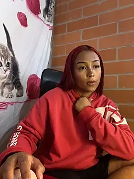 kitty moon1 online show from September 30, 6:35 pm