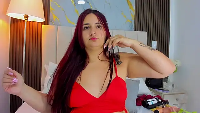 Victoria Guzman online show from April 7, 5:13 pm