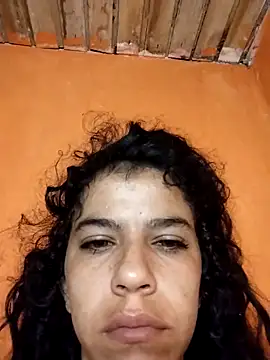 lucerocutte online show from February 5, 8:30 am