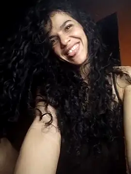 lucerocutte online show from May 9, 2:39 am