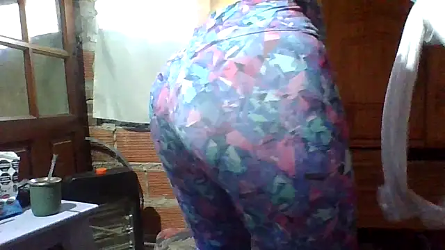 nosdivertimosjuntos online show from July 26, 12:12 pm