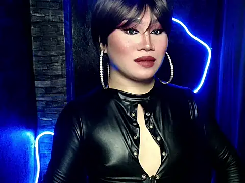 Snapshot of pretty_lassy chatting on September 24, 8:17 am pretty lassy online show from September 24, 8:17 am