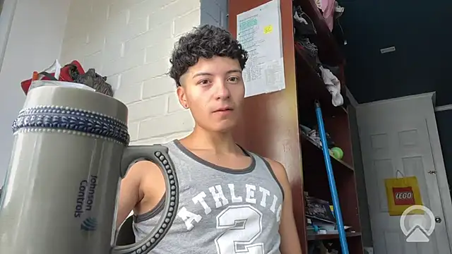 feeelipe2007 online show from February 23, 9:12 pm