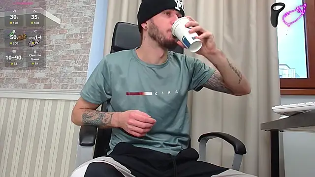 JonahShaw online show from November 18, 5:23 am