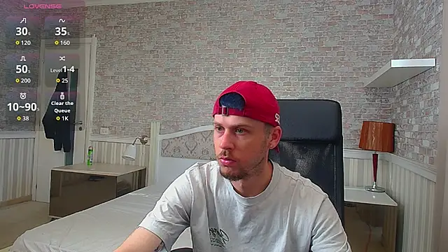 Snapshot of JonahShaw chatting on May 16, 4:53 am JonahShaw online show from May 16, 4:53 am