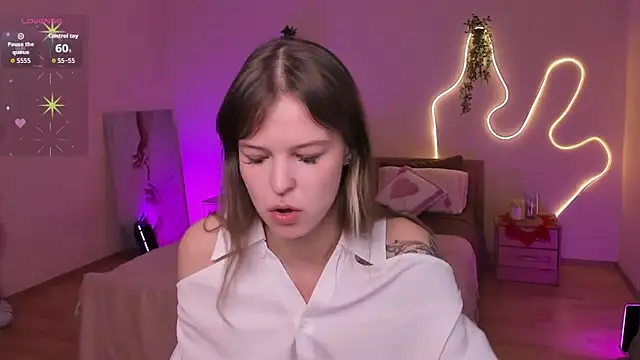 Lisa Blossom online show from May 21, 6:31 am