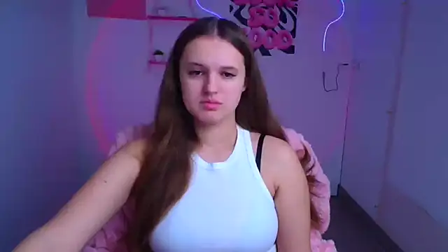 Aurora White online show from November 4, 6:23 am