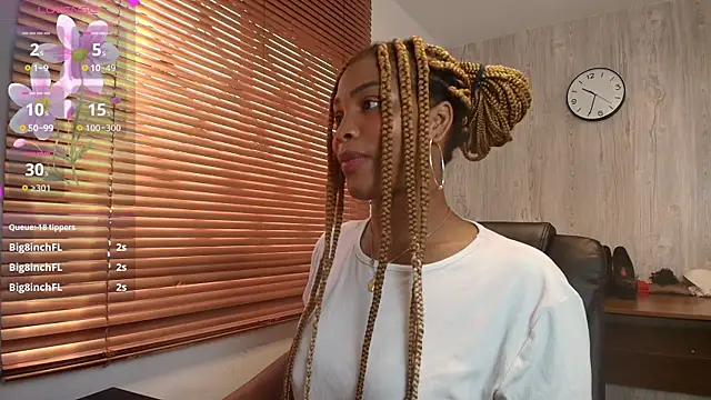 Snapshot of ArianaBeake chatting on September 12, 3:34 pm ArianaBeake online show from September 12, 3:34 pm