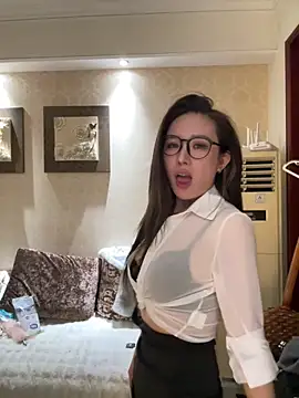 Snapshot of Manson13333 chatting on November 14, 1:54 pm Manson13333 online show from November 14, 1:54 pm