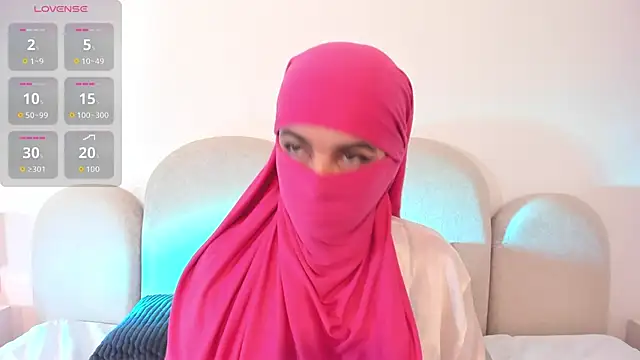 Snapshot of najwa__ chatting on September 17, 5:42 am najwa online show from September 17, 5:42 am