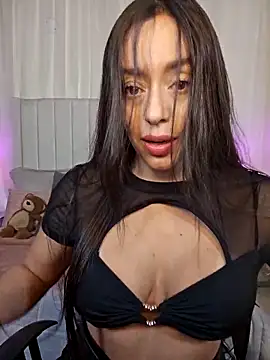 Snapshot of AriadnaTaylor chatting on April 27, 5:00 pm AriadnaTaylor online show from April 27, 5:00 pm