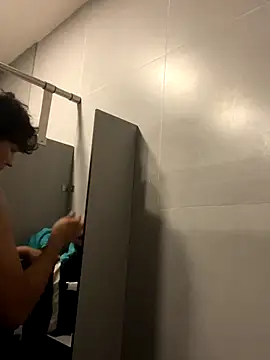 Leo Savage  online show from December 22, 11:24 pm