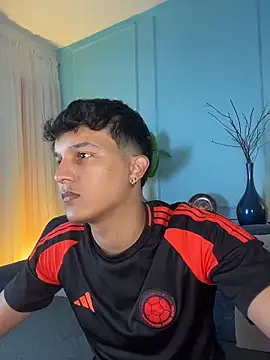 Leo Savage  online show from March 31, 4:13 am