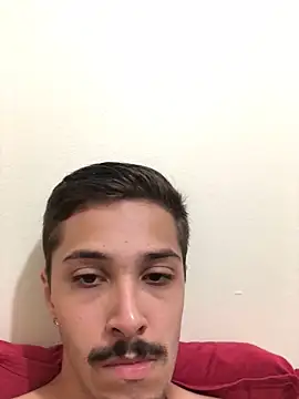 henriquexz244 online show from February 15, 11:01 pm