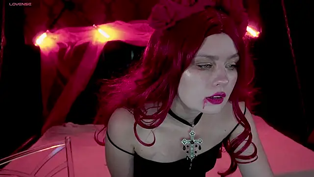 RedDoll  online show from October 31, 1:56 pm