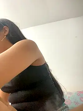 Snapshot of AntonellaCute_ab chatting on October 18, 1:52 am AntonellaCute ab online show from October 18, 1:52 am