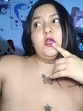 SoffiiCurvy online show from September 14, 4:33 am