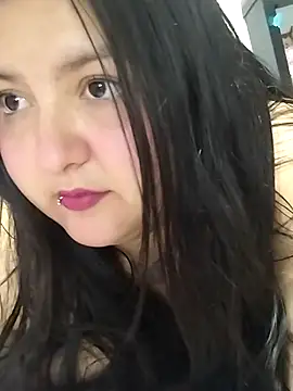 SoffiiCurvy online show from September 16, 3:29 am