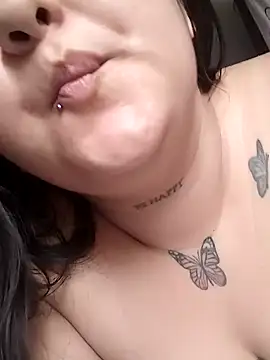 SoffiiCurvy online show from September 30, 1:27 pm